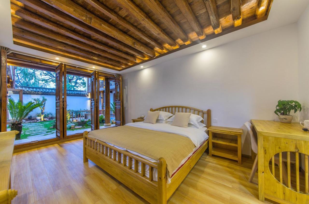 桐墅客栈 Lijiang Village House Extérieur photo