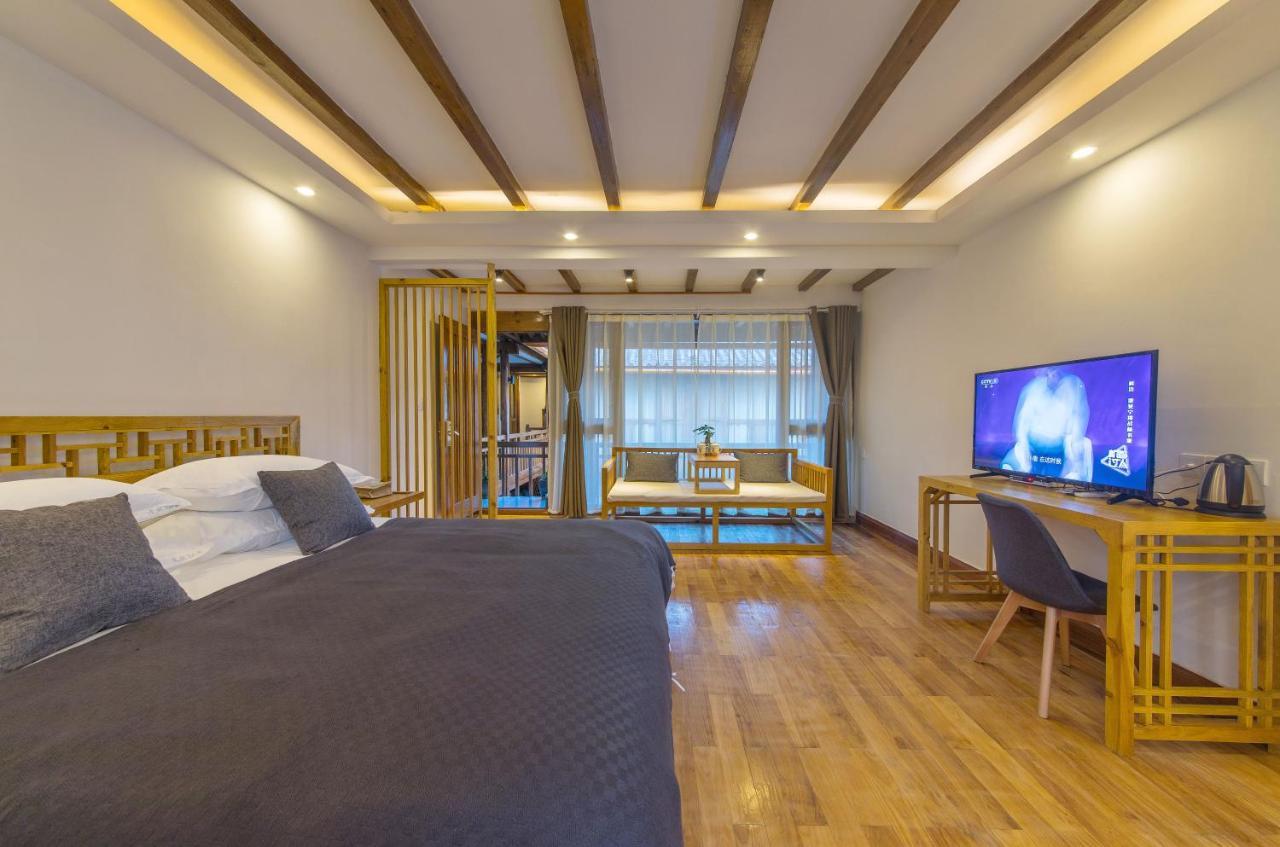 桐墅客栈 Lijiang Village House Extérieur photo
