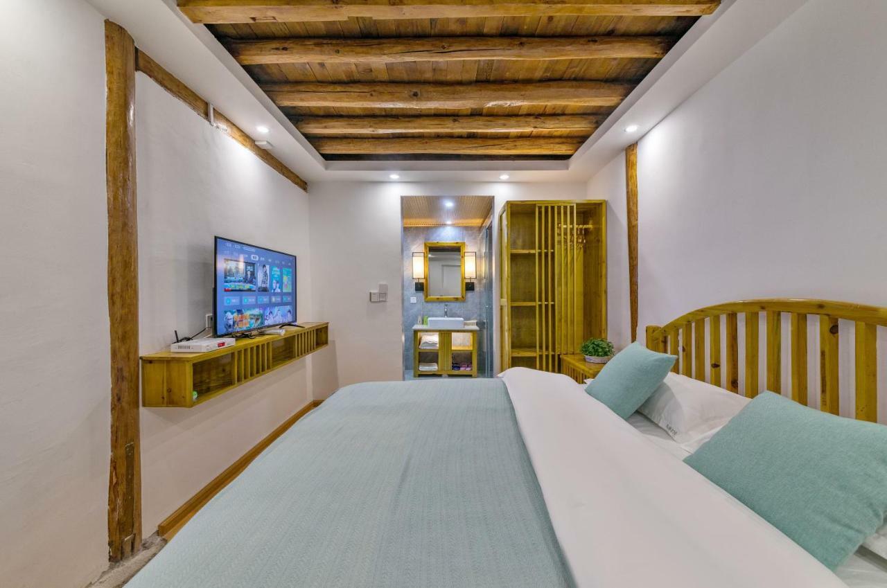 桐墅客栈 Lijiang Village House Extérieur photo