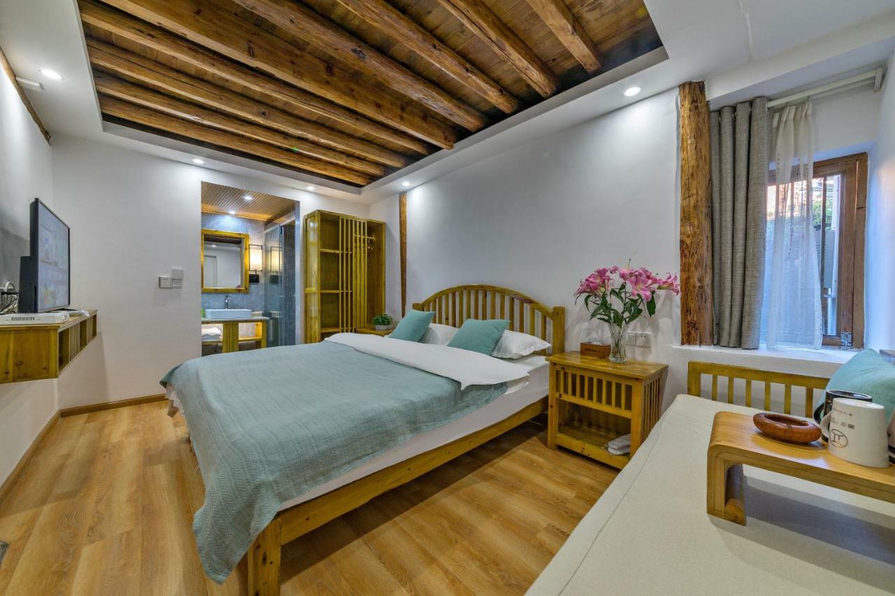 桐墅客栈 Lijiang Village House Extérieur photo