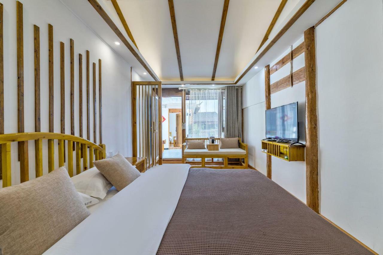 桐墅客栈 Lijiang Village House Extérieur photo